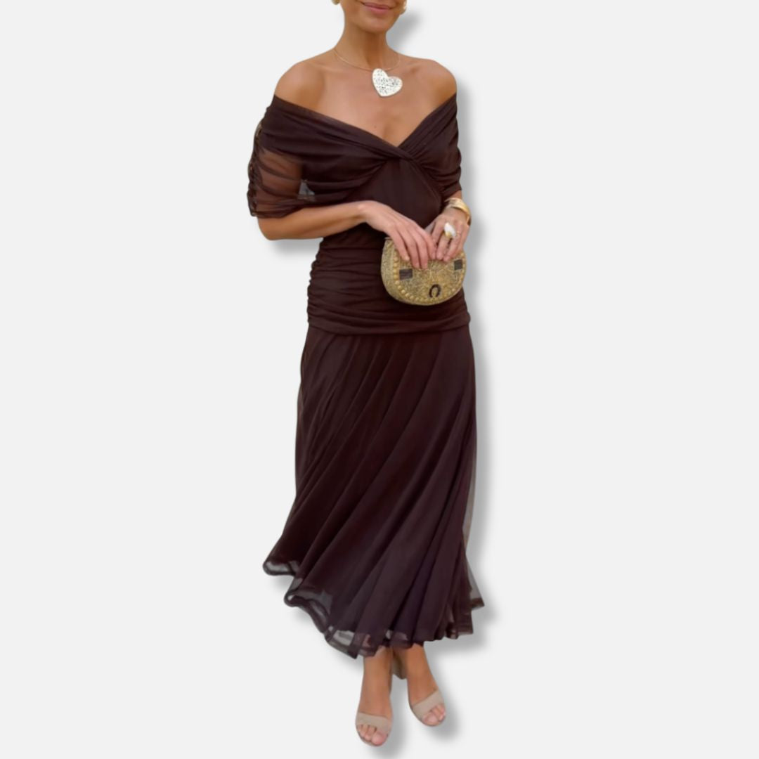 Evelyn – Elegant Dress With V-Neckline