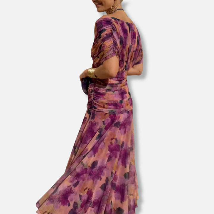 Evelyn – Elegant Dress With V-Neckline