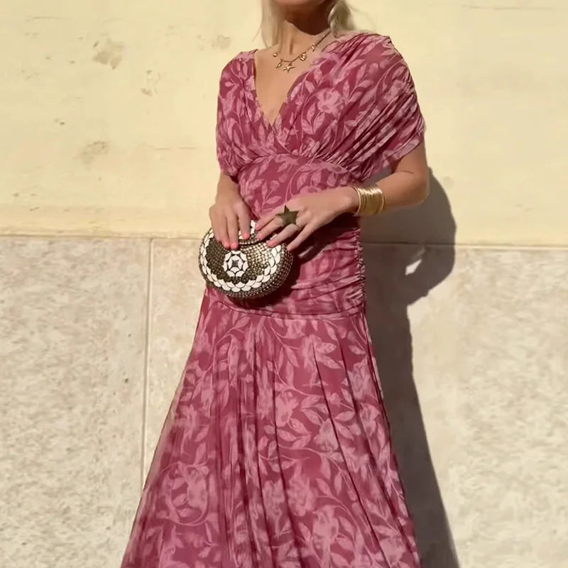 Evelyn – Elegant Dress With V-Neckline